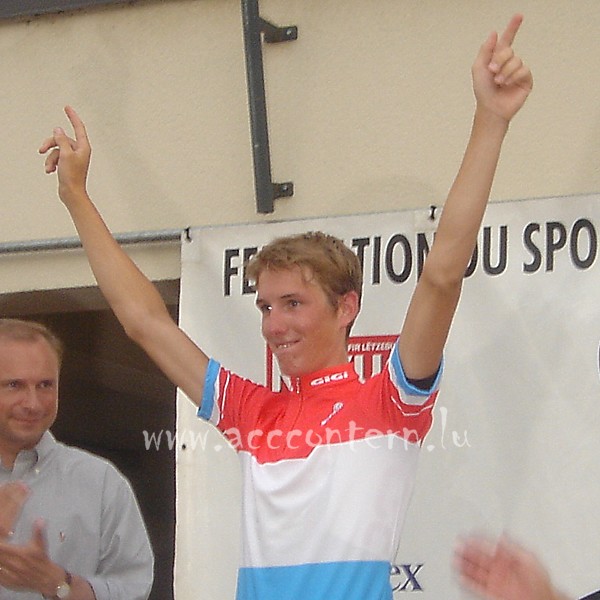 Andy Schleck dans le maillot tricolore de champion de Luxembourg contre-la-montre 2005